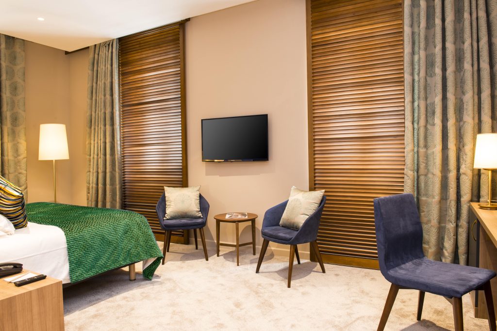 Photo - Chambre privilège - Confort Chambre Executive Hotel Beau Rivage 4