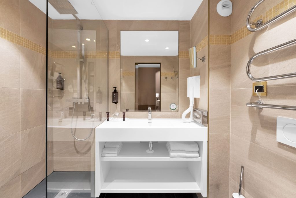 Photo - Chambre privilège patio Salle de bain 1er et 2eme etage 2